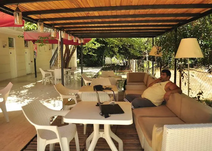 Park Ξενοδοχείο 3*